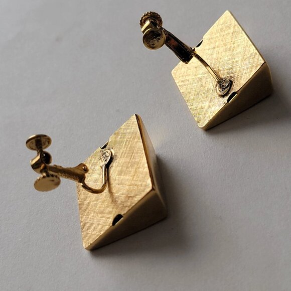 Unique Napier Geometric Gold and Mauve Tone Clip-on Earrings - Picture 9 of 10